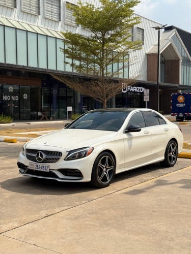 Mercedes Benz C300 2016 AMG Package ក្នុងCherry