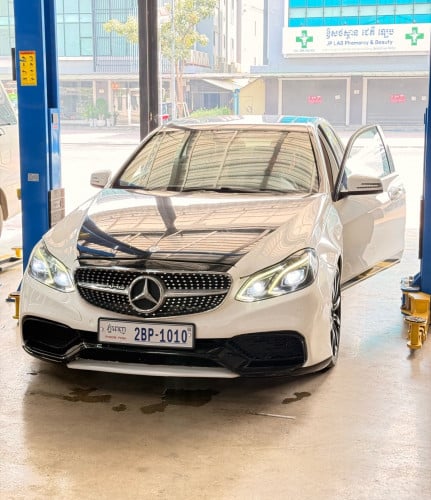 MERCEDES-BENZ E250 ឆ្នាំ 2015 លក់ តម្លៃ 18,500