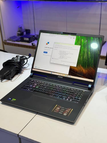 MSI 17Inch RTX5090 99%