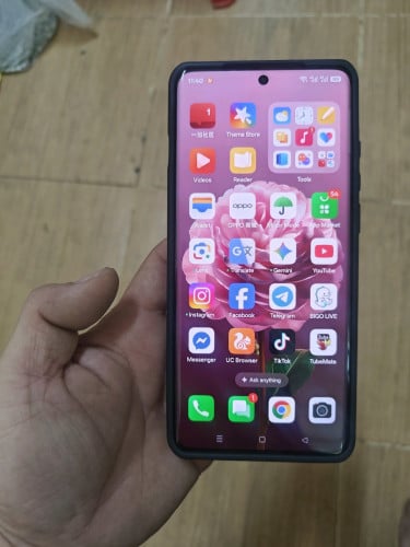 one plus12 អេក្រង់ធំ ថ្មរកាន់លឿន