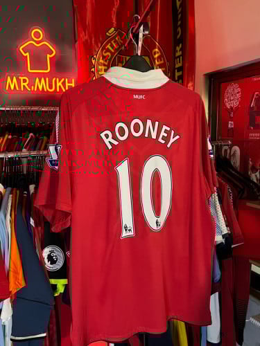 Original Manchester United home kit