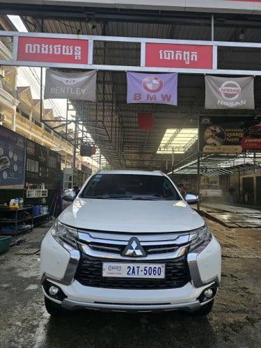 Pajero Sport 2017 Full Option