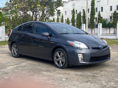 Prius 010 option 5 advance សូមចុចលីងខាងក្រោមដើម្បើសួរពត៍មានបន្ថែម