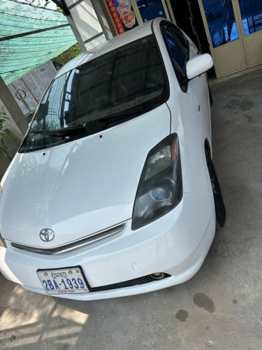 Sale. 2005. Full option.  2BA…..