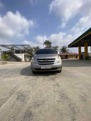 Starex 011 HVX ខ្ចី