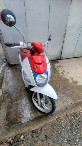 Suzuki let's 2019 ម៉ាស៊ីនមិនទាន់ដោះ មានពន្ធអាគ្រីត្រឹមត្រូវ