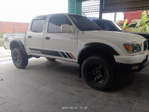 TACOMA 2002 For Rent /出租