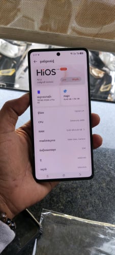 Tecno pova 6pro 5G  sim2 ram12G / 256G./ ស្ទើខ្នងក្រោយ
