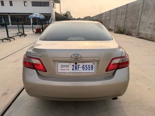 Toyota Camry 2007 XLE FULL OPTION ពណ៌មាស ប្រភេទឡានមូលសានុំស្រីន ឡានថ្មីខ្លាំង