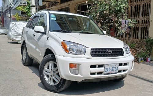 TOYOTA RAV 4