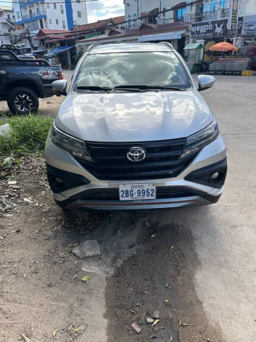 Toyota Rush 2020 For Rent /出租