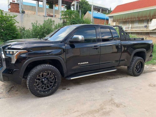 TUNDRA 2007 UPGRANE 2024 For Rent /出租