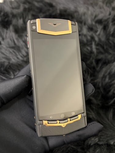 Vertu Ti Gold