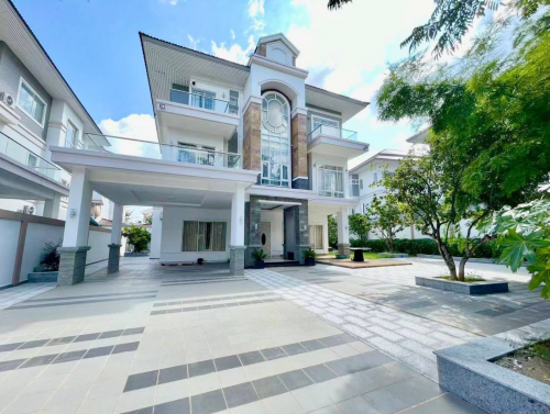 Villa Queen for Rent