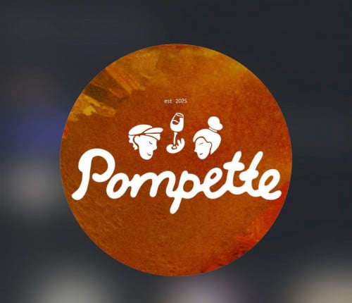 Waitress/ អ្នករត់តុ