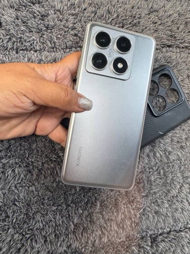 Xiaoml 14T Pro 12GB/1T នៅស្អាត99%