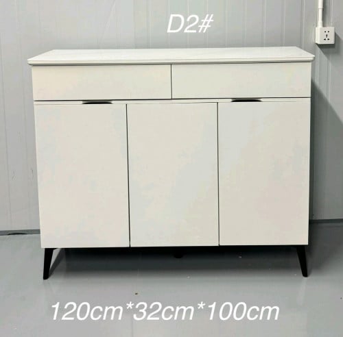 ទូស្បែកជើង