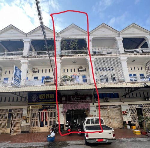 ផ្ទះល្វែងលក់បន្ទាន់(ប្លង់រឹង)