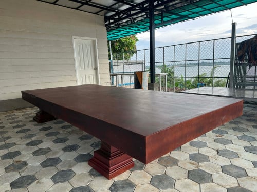 តុប្រជុំ​ ឬតុបាយសម្រាប់លក់