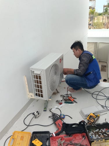 ត្រូវការបុគ្គលិកផ្នែកម៉ាស៊ីនត្រជាក់