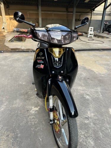 ម៉ូតូលេងគ្រឿងហេីយស្រាប់ម៉ូតូជិះខ្លួនឯងផ្ទាល់គ្រឿងលេងថ្លៃៗ