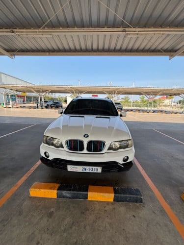 ឡានស្អាត់ចង់លក់វិញដូសេរី