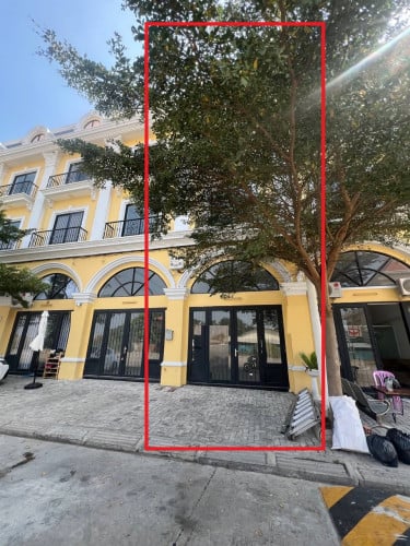 ផ្ទះល្វែងសម្រាប់ជួលនៅ ជ្រោយចង្វារ