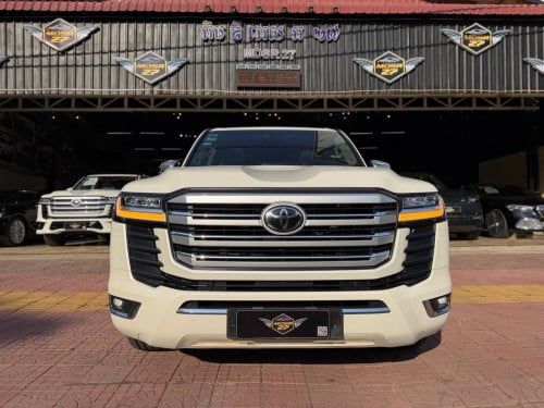 ជាប្រភេទឡានមូល ថ្នាំសុីន