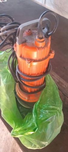 ម៉ូទ័របូមទឹកលក់