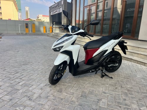 ថ្មីណាស់