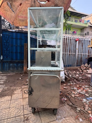 នៅស្អាត