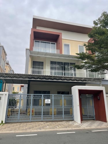 វីឡាភ្លោះសម្រាប់ជួលនៅបុរីអ័រគីដេ 6A