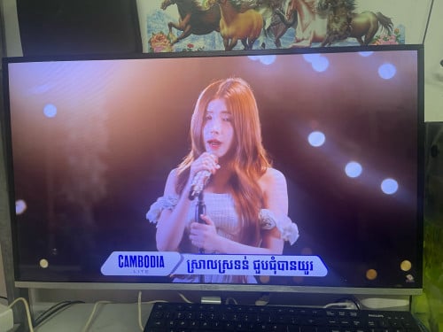 ម៉ូនីទរ័ENGE. 32”.    010828515