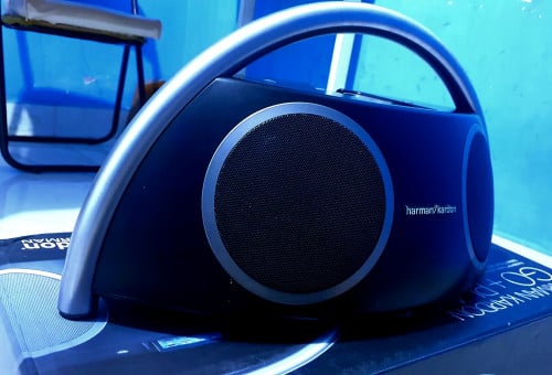 បាស់ Harman Kardon មួយទឹកអាមេរិកស្អាតឡៃឡុង: $150