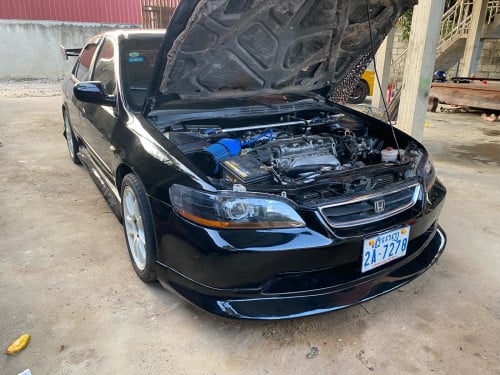លក់ឡានមួយបងៗអ្នកស្រឡាញ់Honda Accord 98លេខដៃឯកសារគ្រប់តម្លៃ30ជាង 