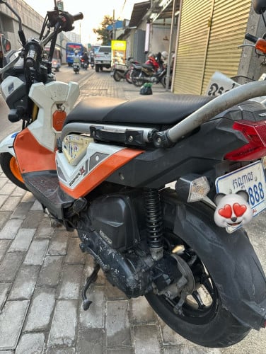 លក់Honda zoomerនូវហាប់ណាស់