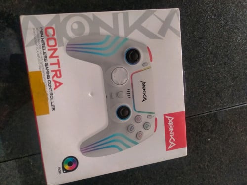 ដៃហ្គេម Monka