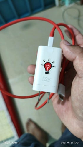 លក់ដុំសាក Original OnePlus 100W  នៅល្អ មិនឆេះ មិនចូលទឹក ទូរស័ព្ទលក់បាត់ហើយ ទើបរកដុំឃើញ លក់ហ្មងទៅ😂