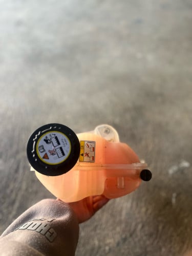 ធុងឋទឹក Rang Rover Sport (ស៊ីនក្បាលឡាន)