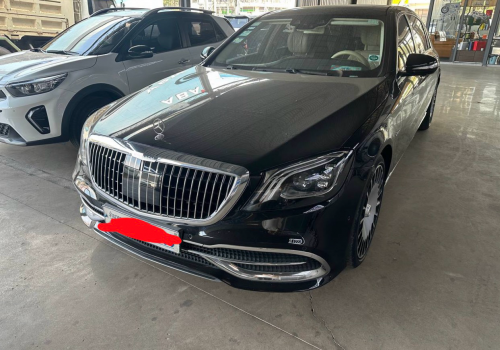 迈巴赫奔驰S560