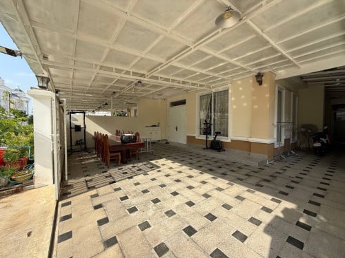 វីឡាភ្លោះ សម្រាប់ជួល/Twin Villa for Rent/双拼别墅出租