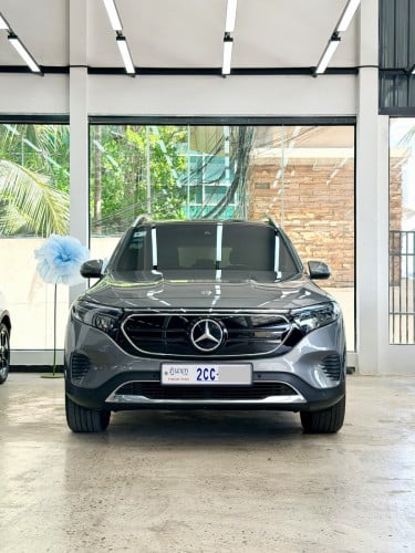 ✅អគ្គីសនី ទើបកាត់បានថ្មី ម្ចាស់ដើម ថ្នាំហ្សុីនមួយជុំ 🚘2023 MERCEDES BENZ EQB260 GREY 600km Full