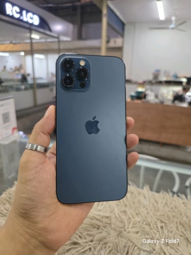 12ProMax 256G មានស្កេន