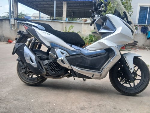 2023 ADV​ 125cc ទេីបមកដល់​ 2550$​ តម្លៃសាងរៀបចំបន្ត