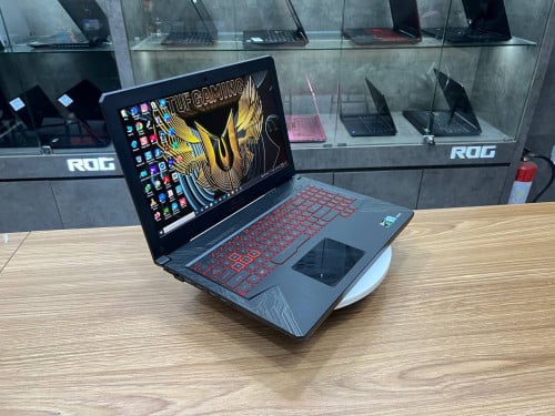 Asus Tuf gaming FX504 (Gaming&Design)
