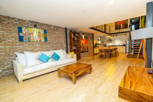 Beautiful 3Bedroom Renovated Apartment BKK3