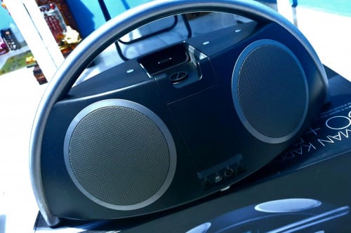 Harman Kardon អាធំដាក់ពីអាមេរិកសុីនស្អាត: $150