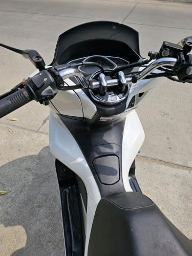 Honda Pcx 150cc Abs from Japan ក្រដាស់ពន្ធ