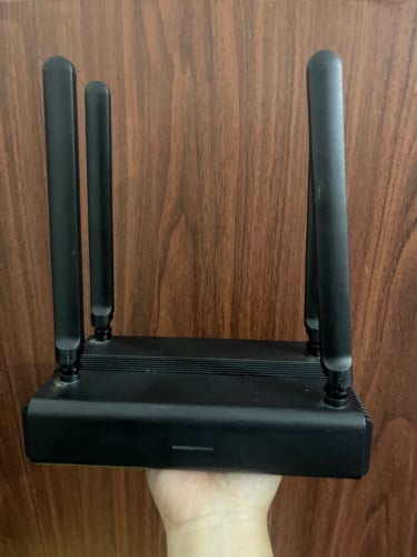 Ikuai IK-Q90 (also known as WR1800K) Wi-Fi 6 wireless router