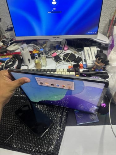 iPad Pro 12.9 inch M1 256G  520$